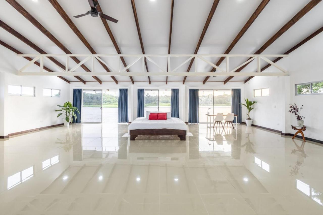 The Babylon Suite Tortuguero Esterno foto